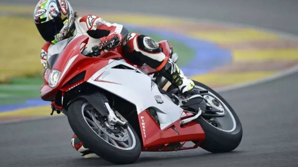 MV Agusta F4 (2025): A True Masterpiece of Speed, Luxury and Italian Superbike Engineering