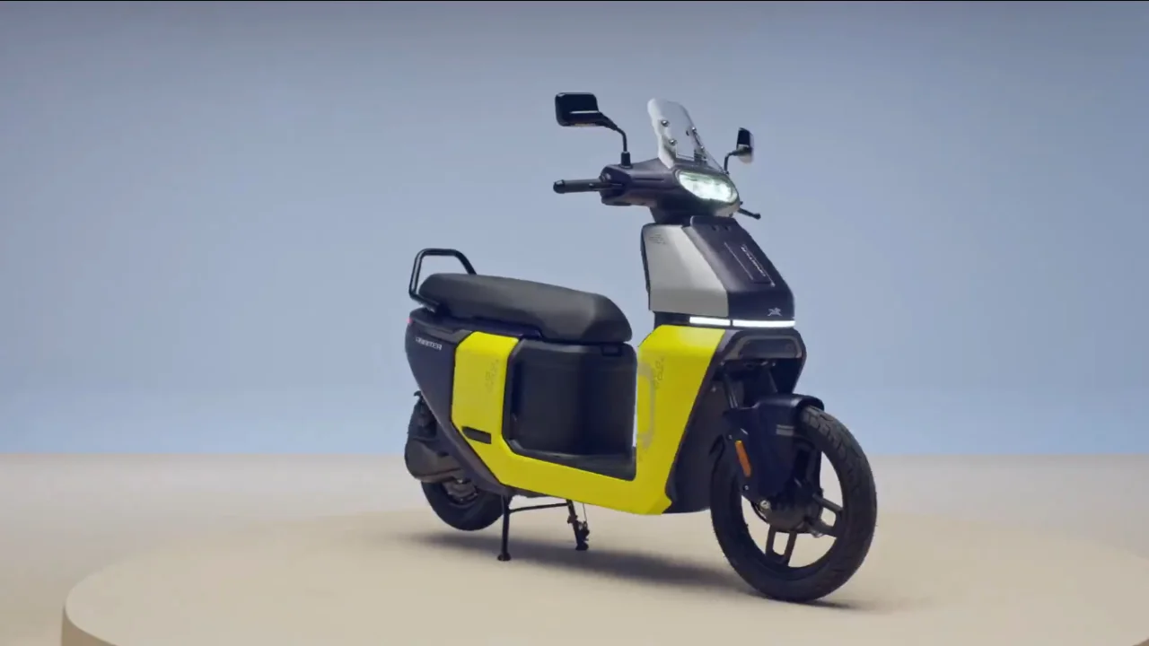 TVS Orbiter 2025 Review,TVS Orbiter 2025,Orbiter 2025 Review,TVS Orbiter Specs 2025,TVS Orbiter Price 2025,TVS Orbiter Mileage 2025,TVS Orbiter Features,TVS Orbiter 2025 Launch,TVS Orbiter Design,TVS Orbiter Performance