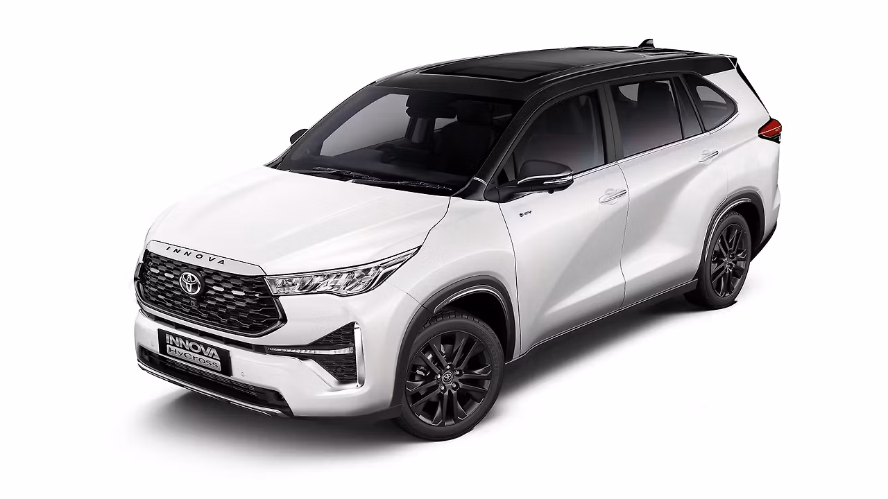 Toyota Innova Hycross 2025 Review...