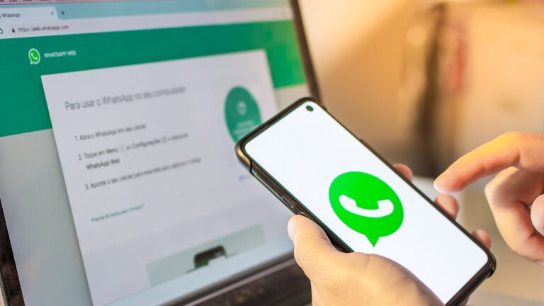 How To Use Two WhatsApp Accounts In iPhone Without Third-Party Apps