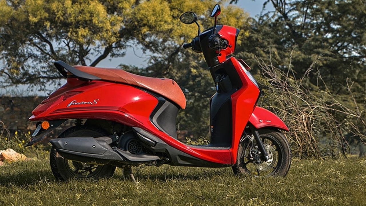 Yamaha Fascino 125: Scooter