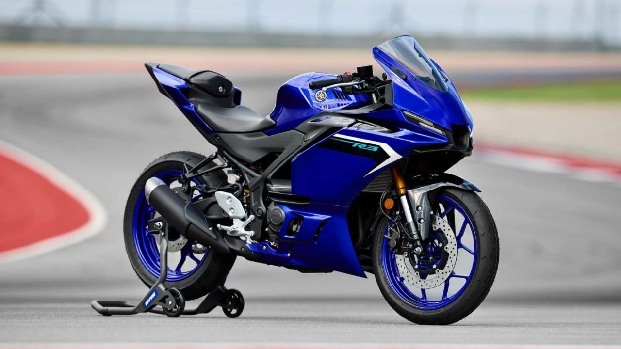 Yamaha R3 2025 Launched in...