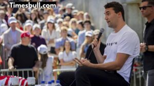 Charlie Kirk, close to Donald Trump, murdered, shot at event