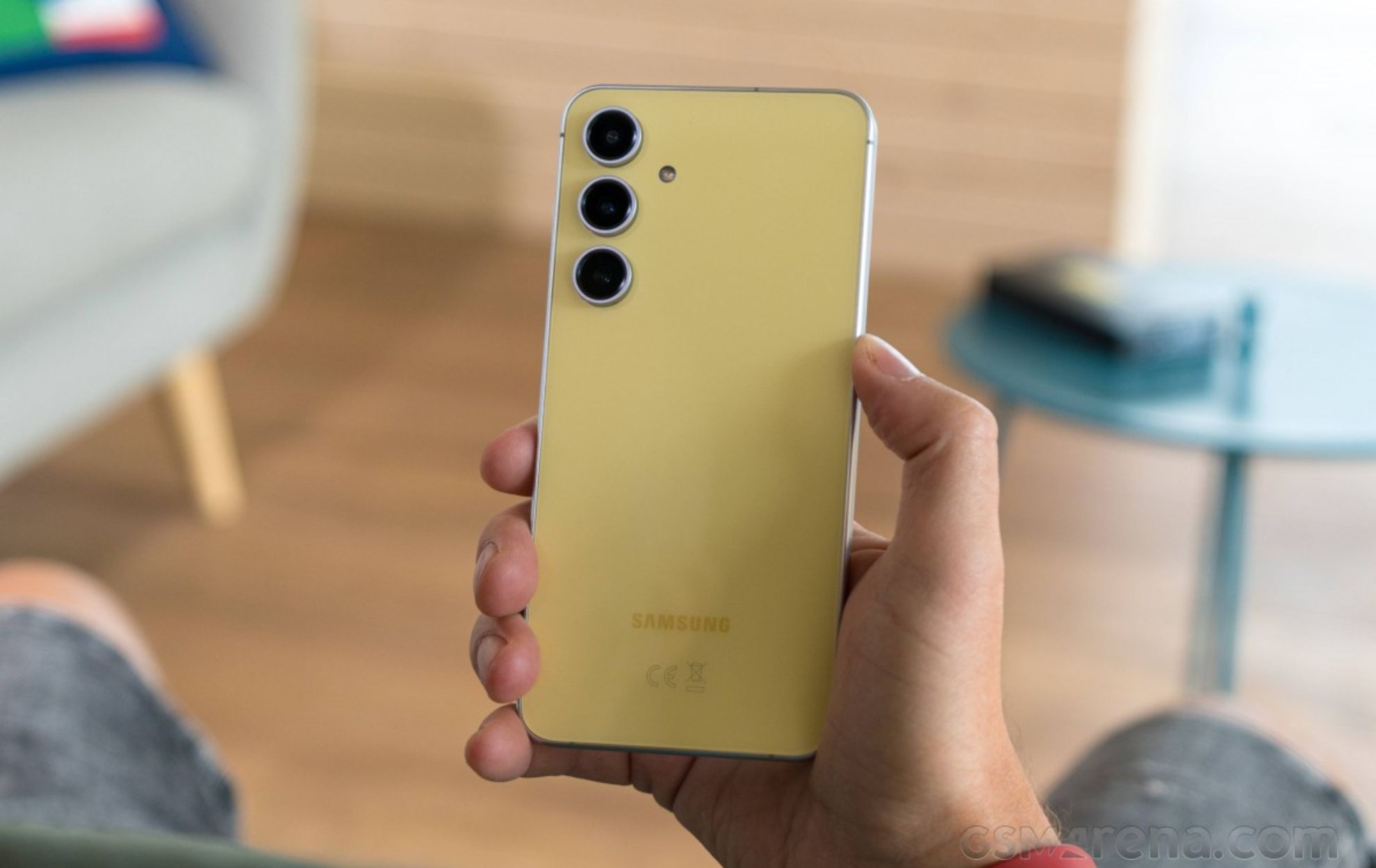 Samsung Galaxy S24 FE: Tremendous...