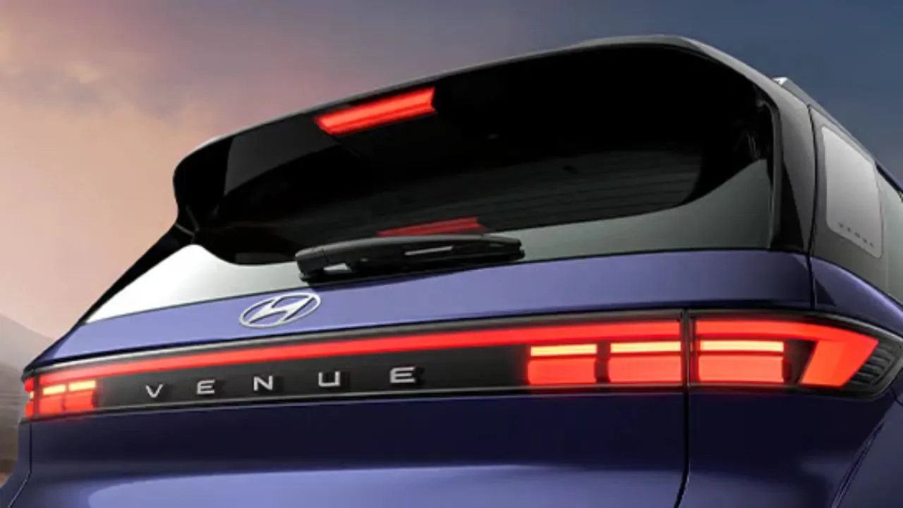 2025 Hyundai Venue (4)