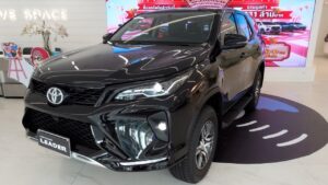 2025 Toyota Fortuner Leader Edition (1)