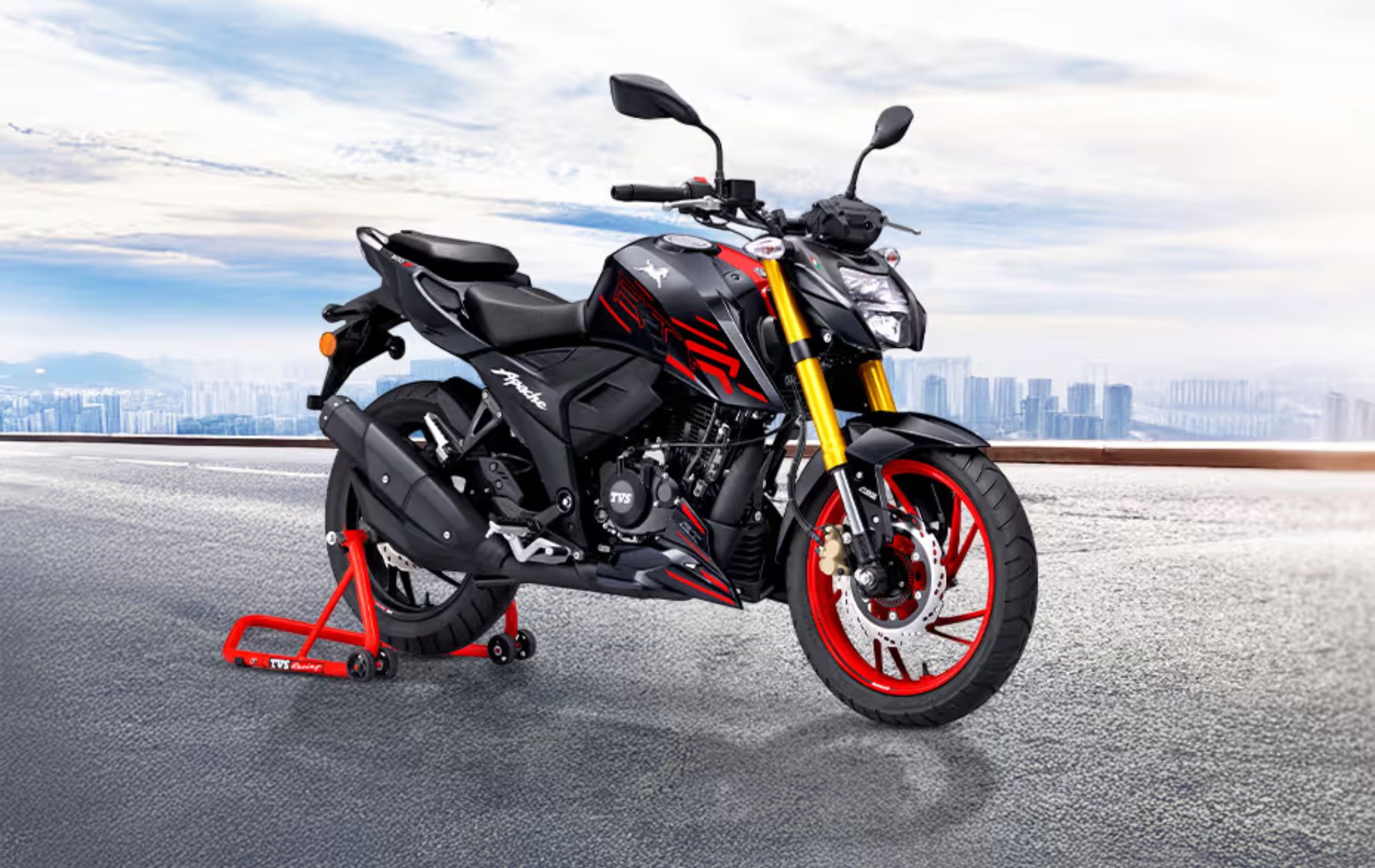 TVS Apache RTR 200 4V:...