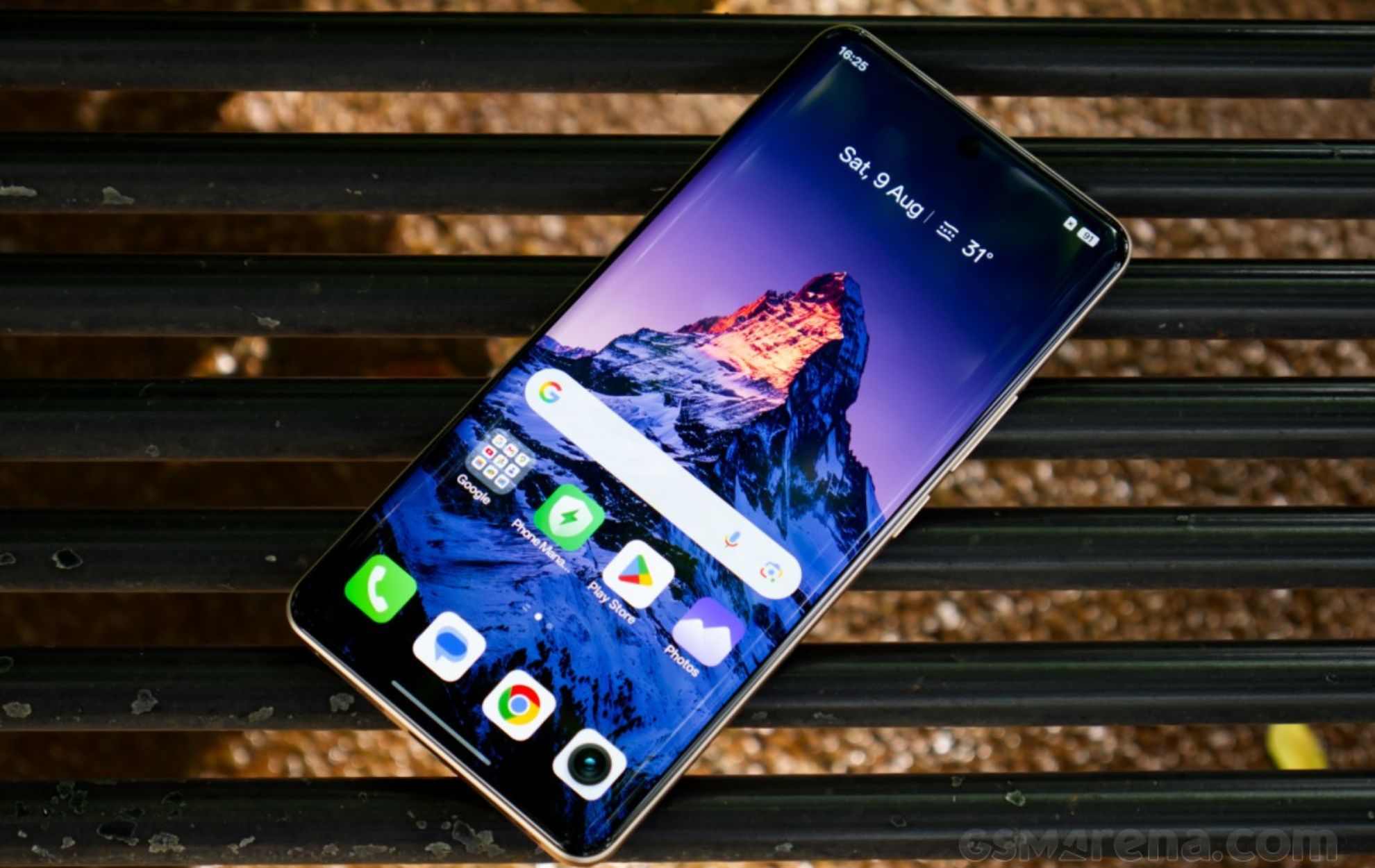 Realme P4: Great design with...