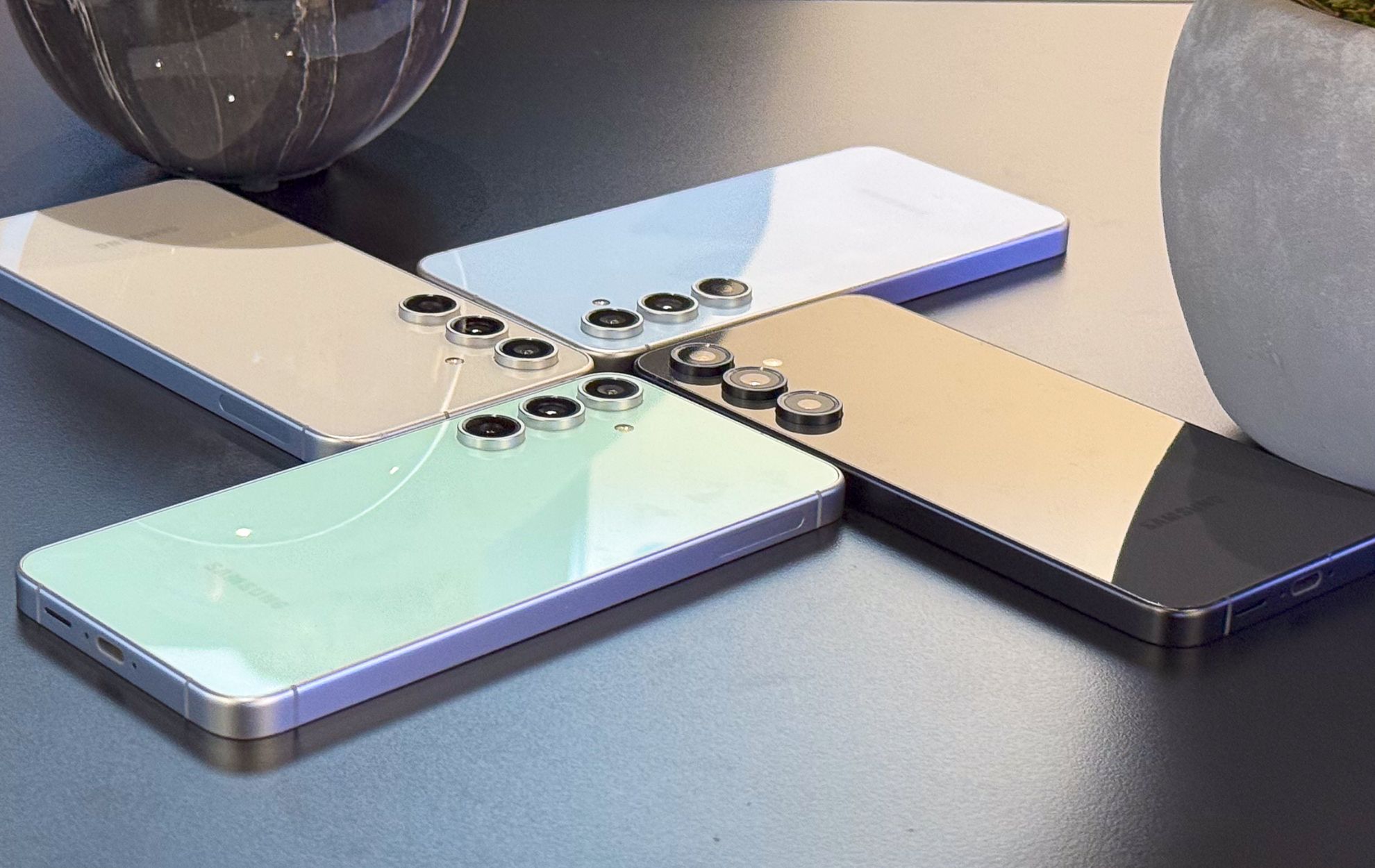 Samsung Galaxy S24 FE: Tremendous...