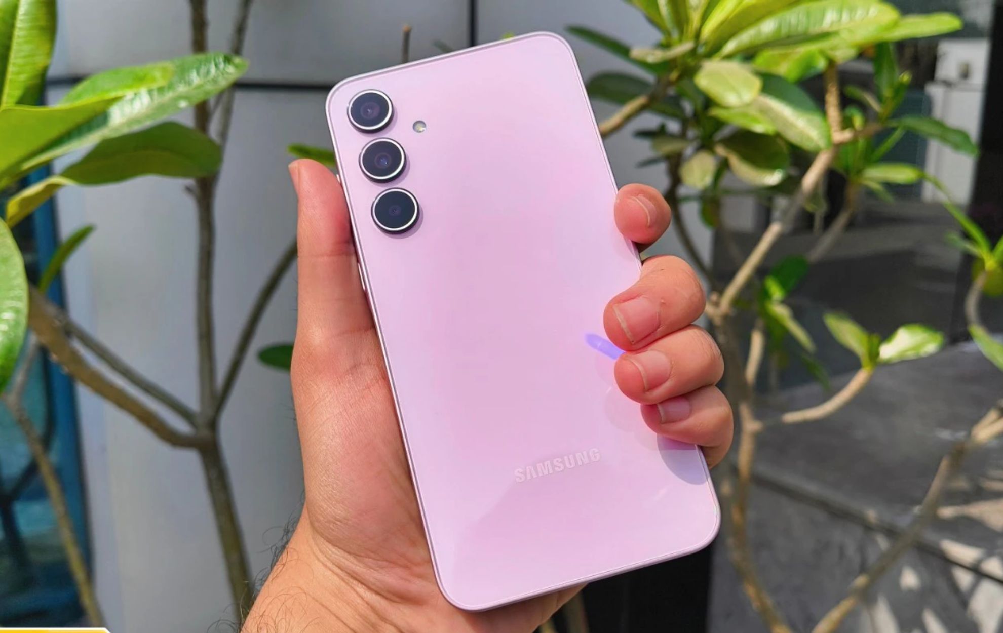 Samsung Galaxy A35: Smartphone with...