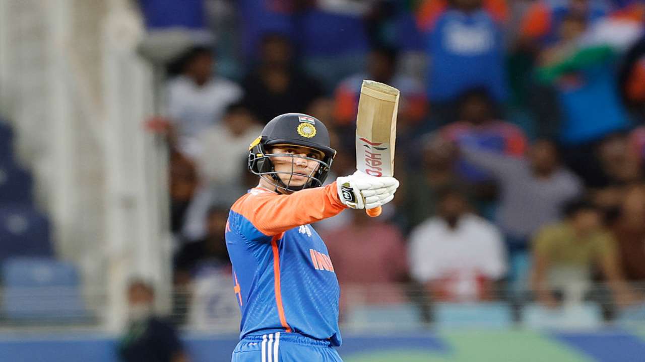 Watch: Abhishek Sharma vs