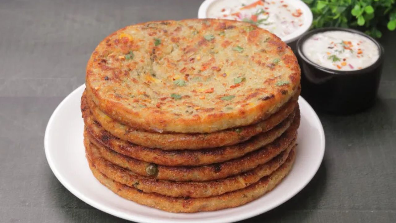 Aloo Lauki Uttapam