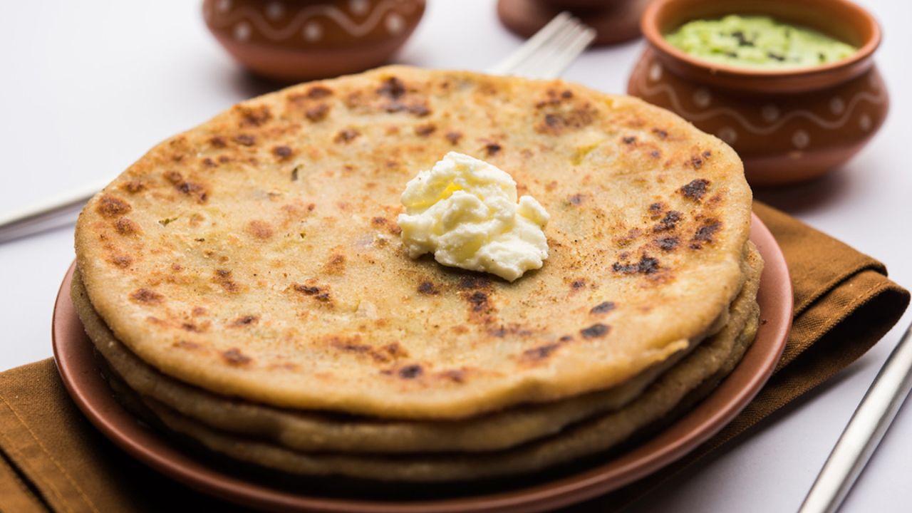 Aloo Methi Paratha Receipe