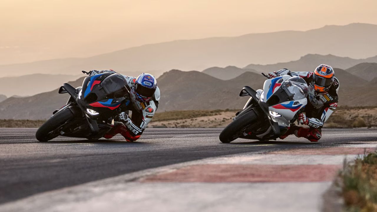 BMW S1000RR: The King of the Superbike World, Which Touches the Sky - Times  Bull