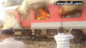 Garib Rath Fire: Fire in Garib Rath train causes panic, rescue team arrives