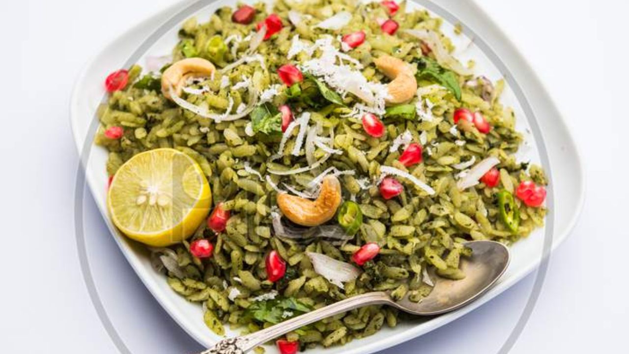 Hariyali Poha Recipe