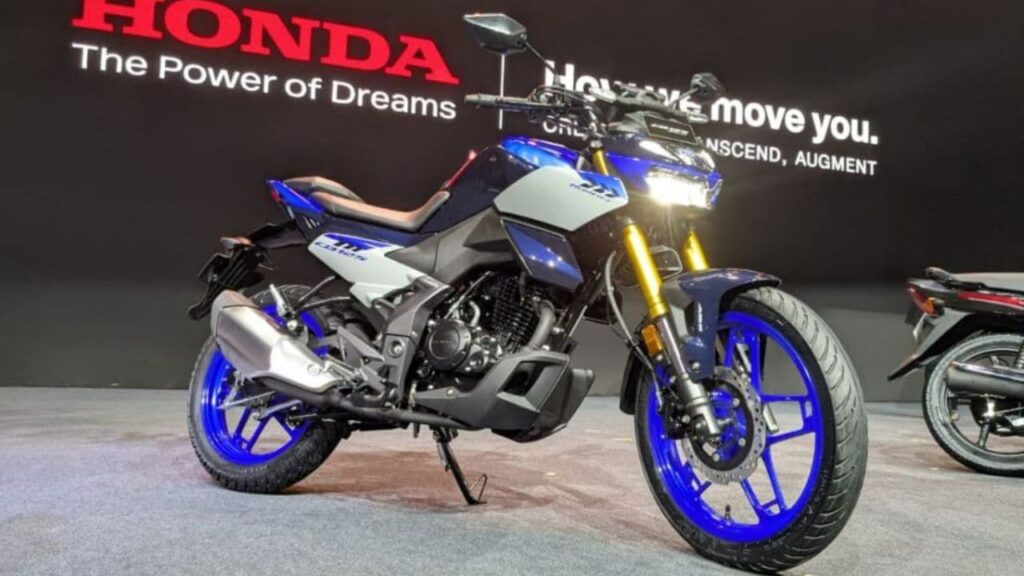 Honda CB 125 Hornet 1