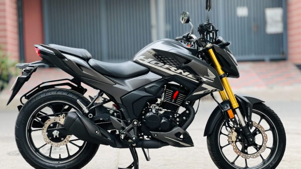 Honda Hornet 2.0 1