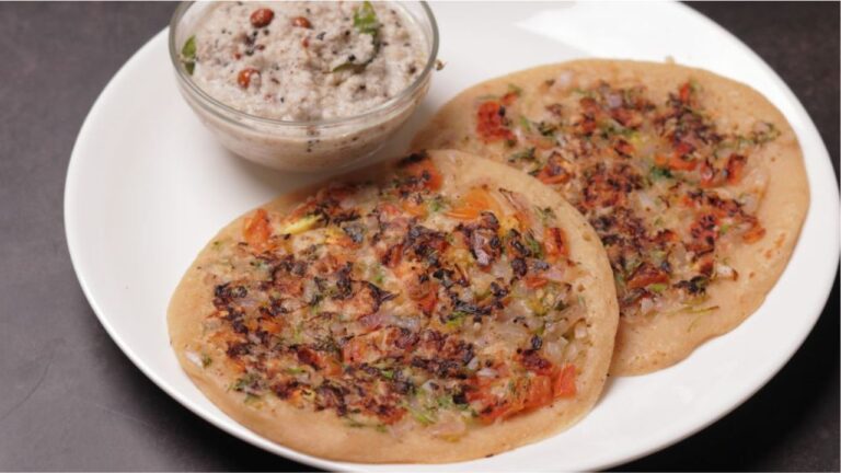 Instant Atta Uttapam Recipe