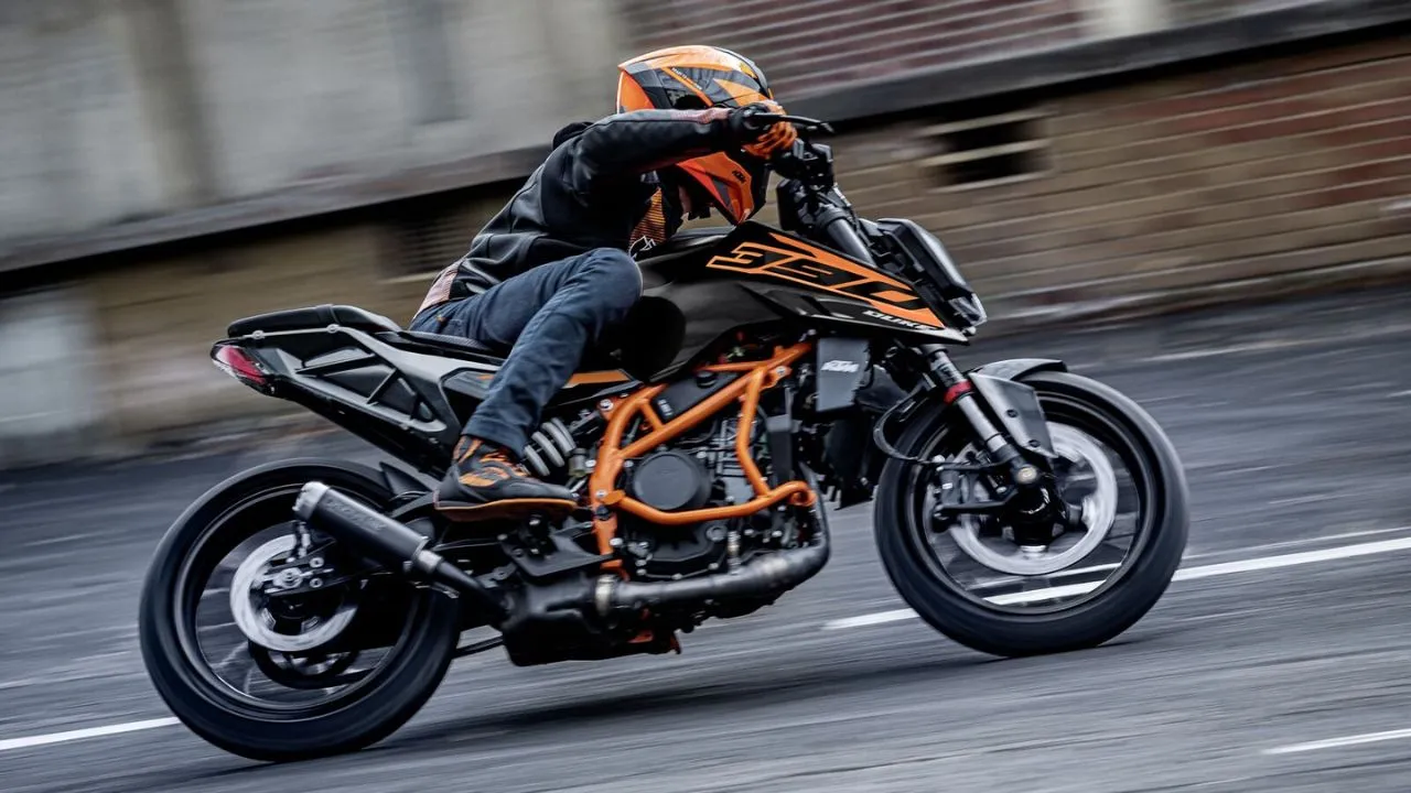 Ktm Duke 390 (2)
