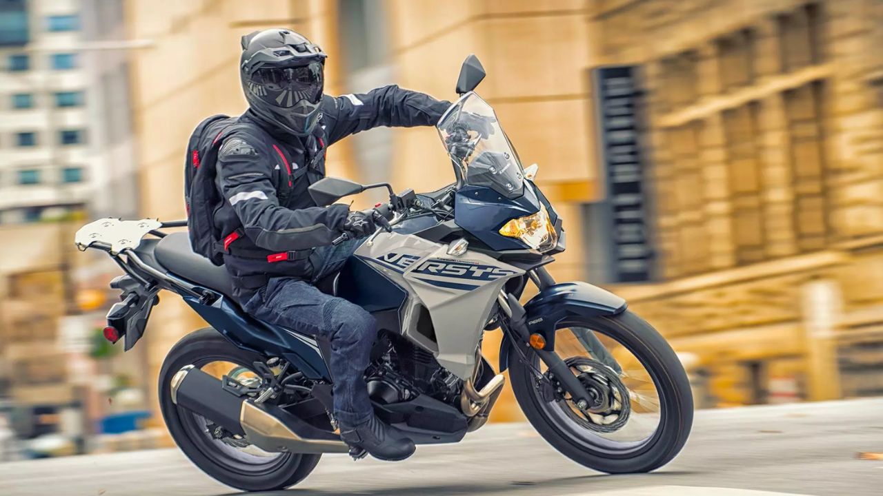 Kawasaki Versys-X 300 2025: Is This the All-Rounder That Will Rule Both the  City and the Mountains - Times Bull