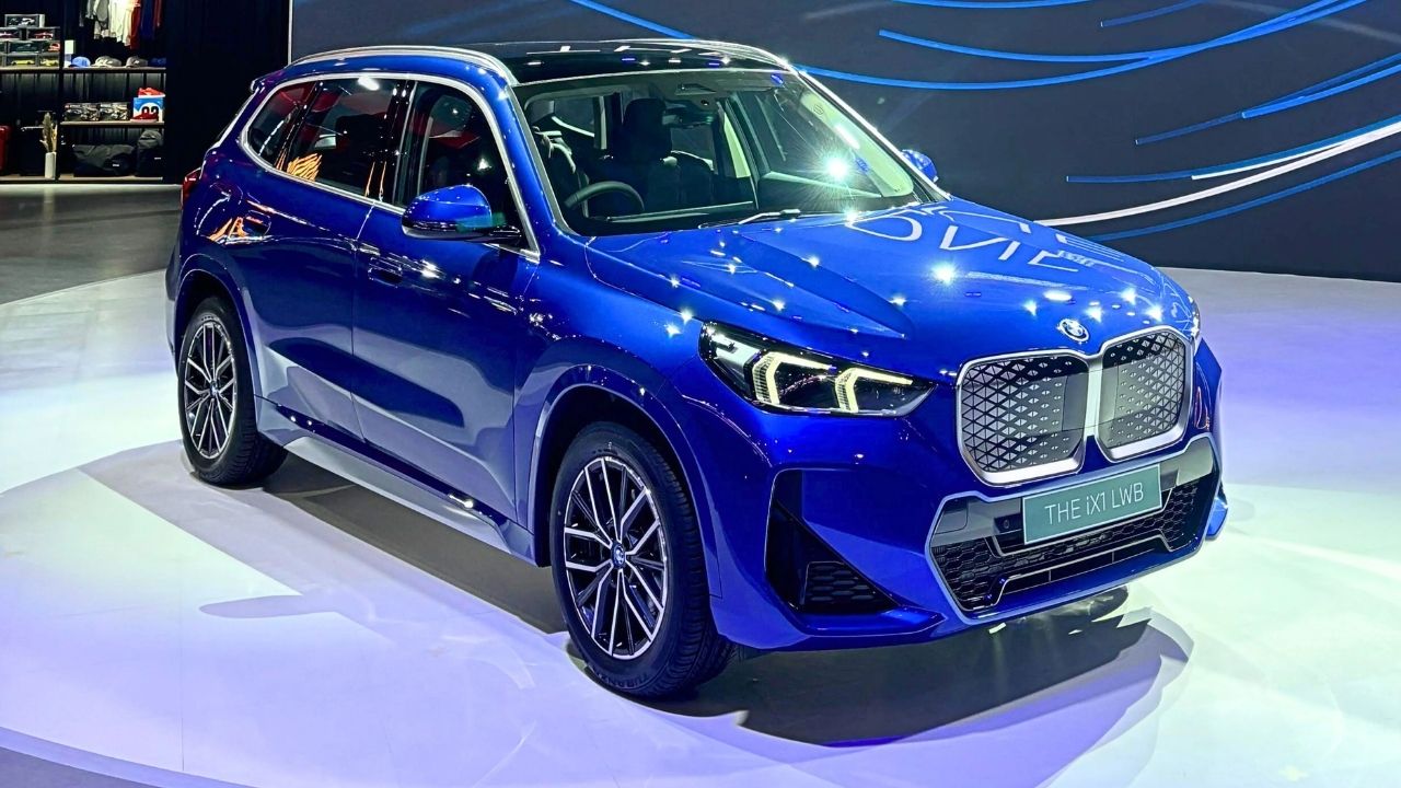 New BMW X1: Launched in...