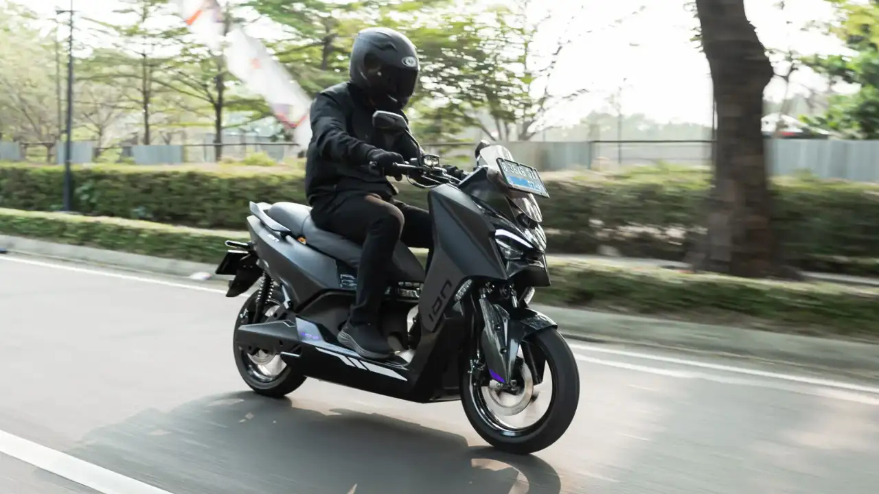 TVS m1 s 2026 Electric Scooter