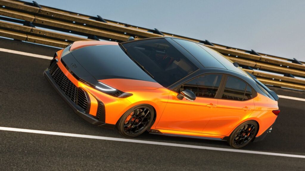 Toyota Unveils Camry GT S Concept 1