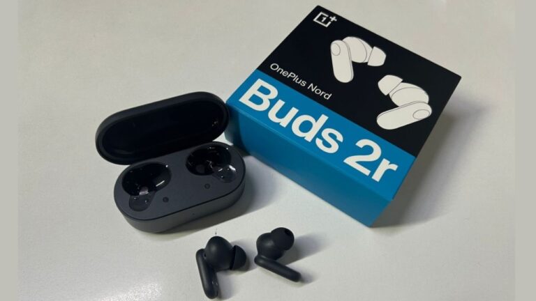 Amazon Diwali Sale 2025: Best Bluetooth Earbuds Up to 70% Off – See Options!
