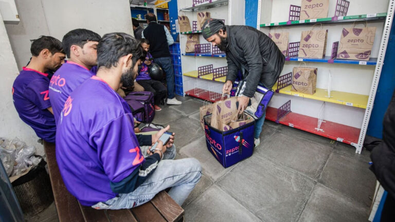 Business Idea: This business idea will change your luck, open darks stores and earn up to Rs 4 lakh