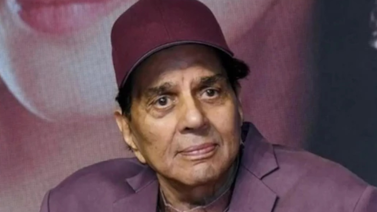 Bollywood Icon Dharmendra Hospitalised