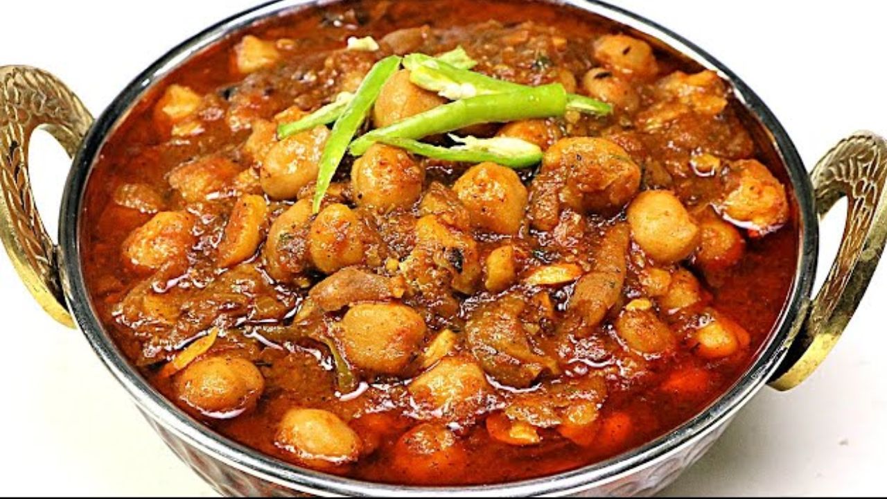 Amritsari Chole Recipe