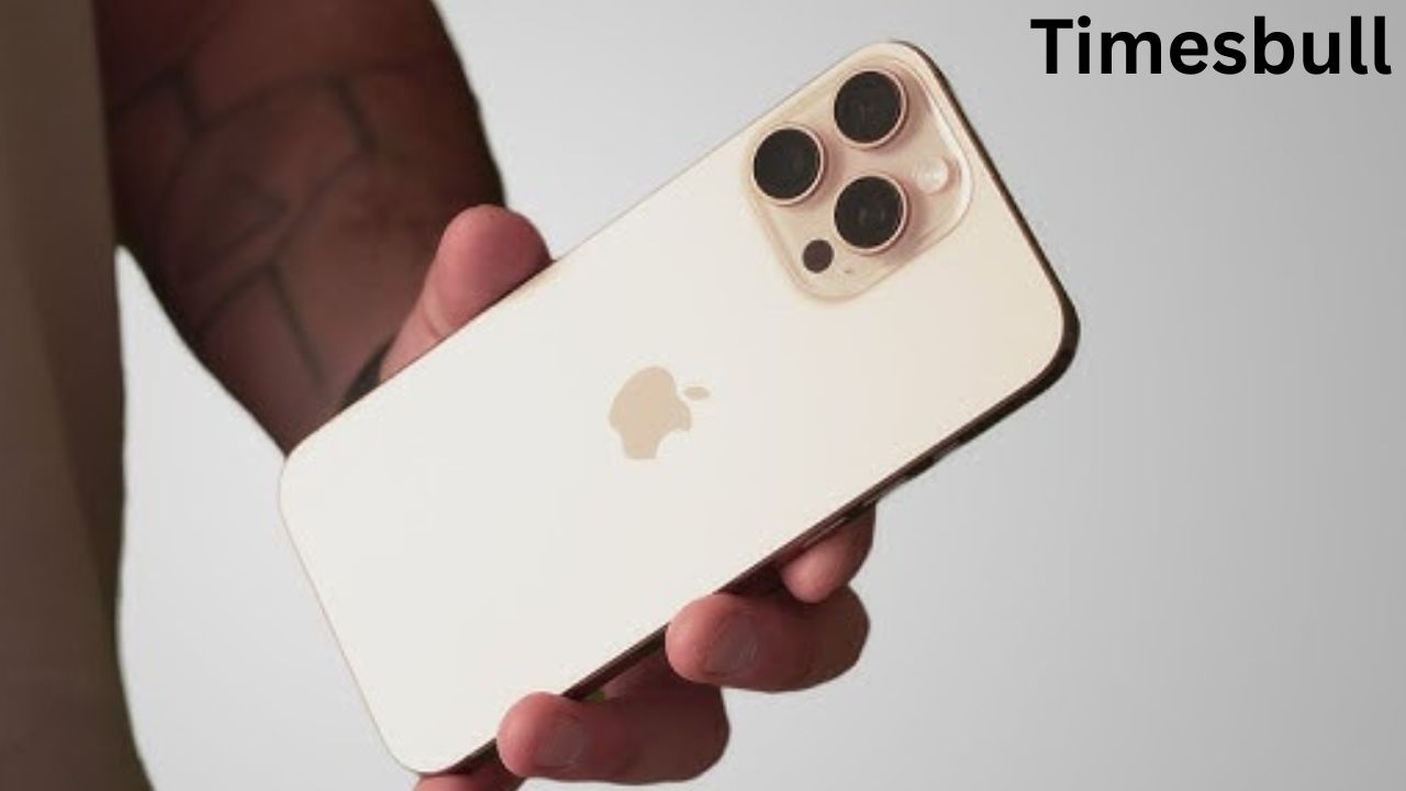 Apple iPhone 16 Pro Max...