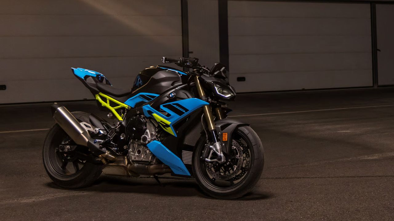 BMW S 1000 R- The...
