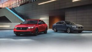 Best Strong-Hybrid Sedans For Daily Office Travel In 2025