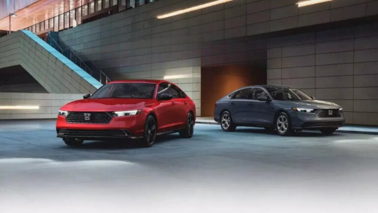 Best Strong-Hybrid Sedans For Daily Office Travel In 2025 – More Mileage, Low Running Cost, and a Smooth City Drive