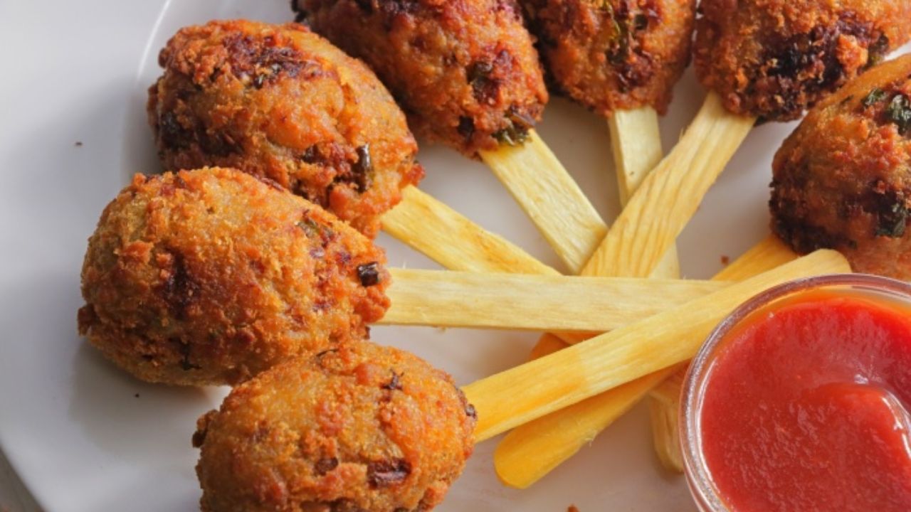 Cheesy Veg Lollipops