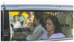 Dharmendra Death Update – See Viral Photos of Sunny, Hema Malini & Esha Deol’s Last Goodbye to Actor