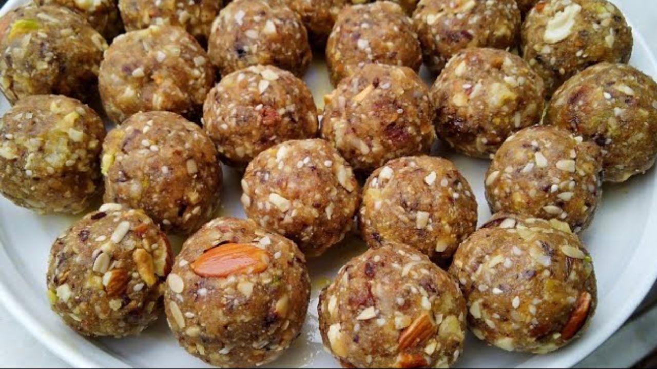 Dry Fruits Ladoo