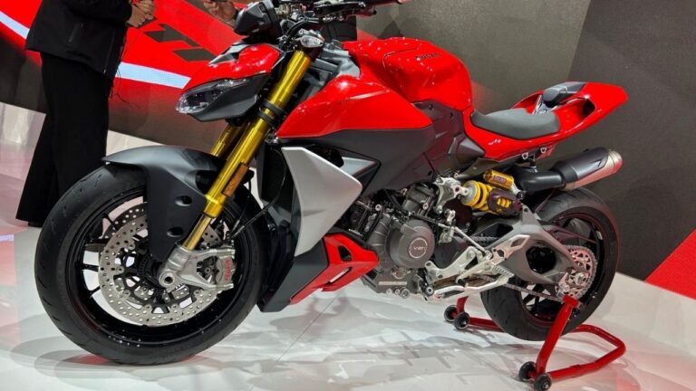 Ducati Streetfighter V2 2025 Launched in India – Lightest V2 Streetfighter With Explosive Performance
