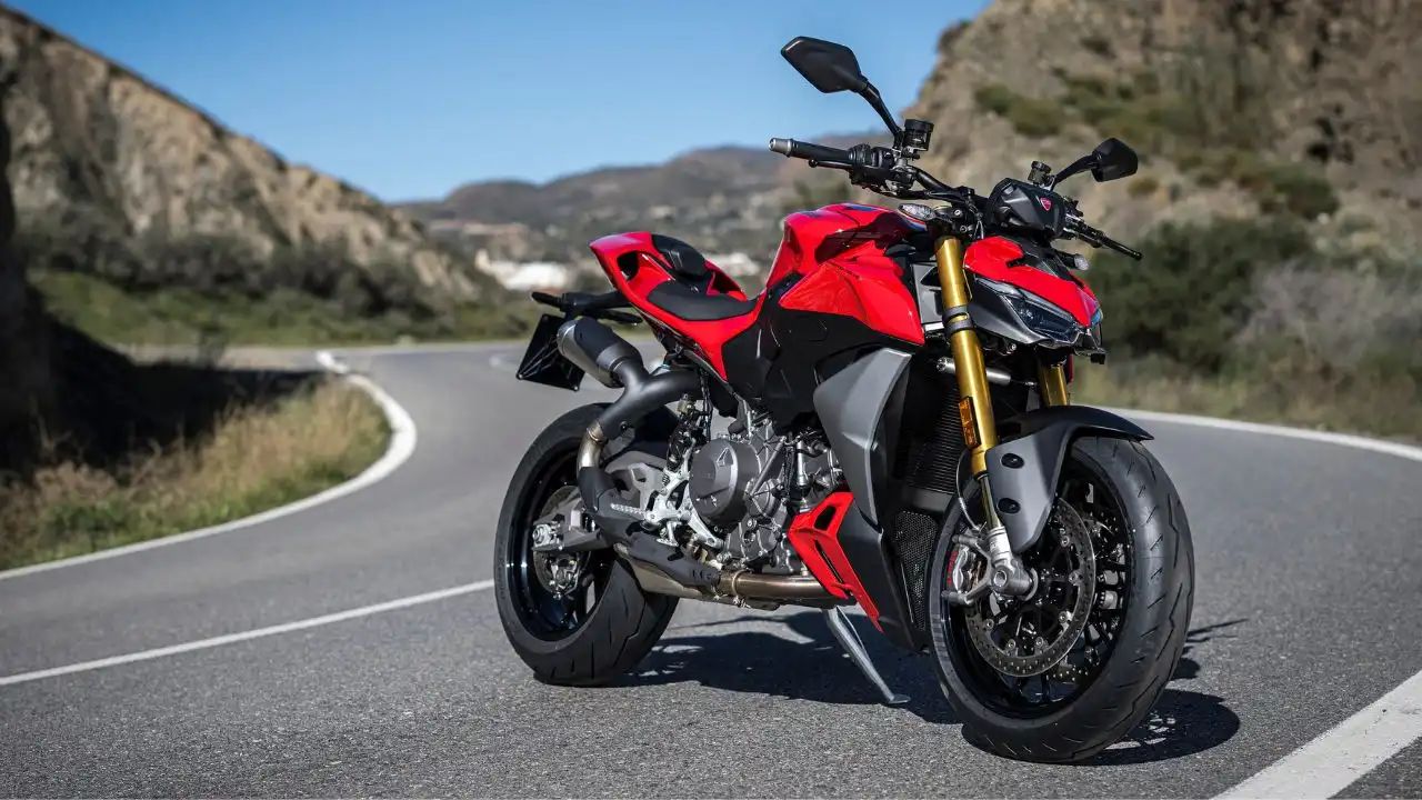 Ducati Streetfighter V2 launched in...