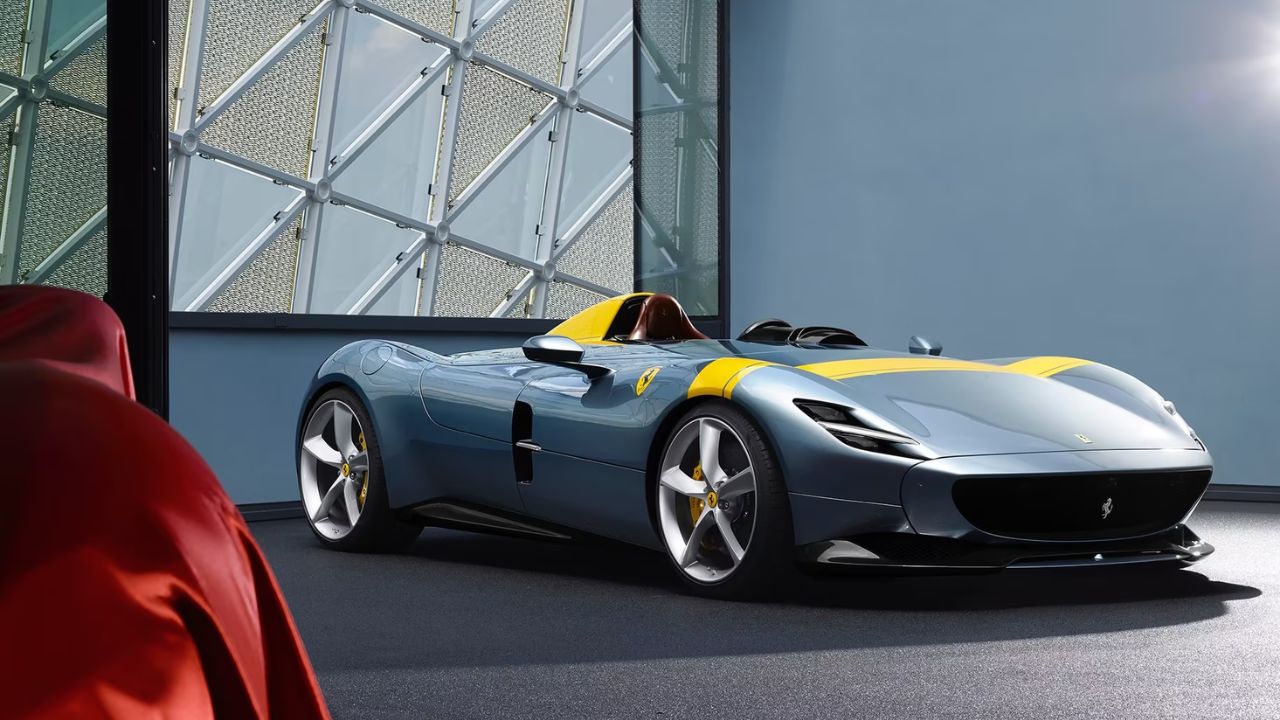 Ferrari Monza SP: This Supercar,...