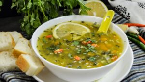 Stay Fit Naturally with This Refreshing Garlic Coriander Soup, Note Recipe Now
