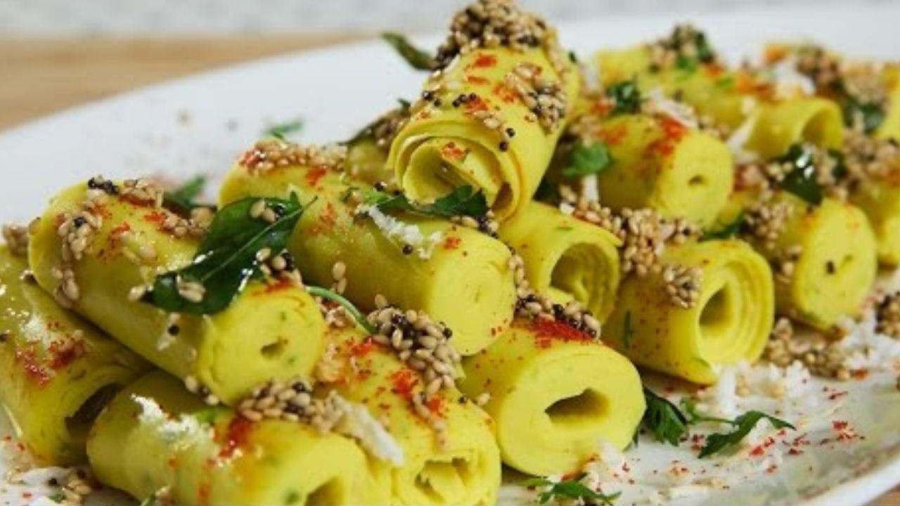 Gujarati Khandvi Recipe