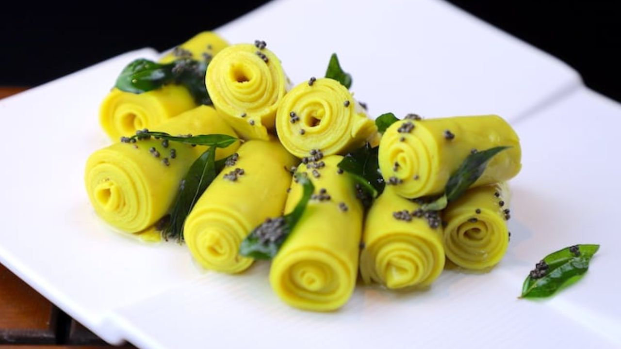 Gujarati Khandvi Recipe