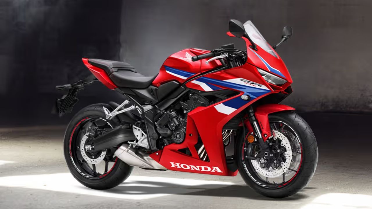 Honda CBR650R– 649cc engine