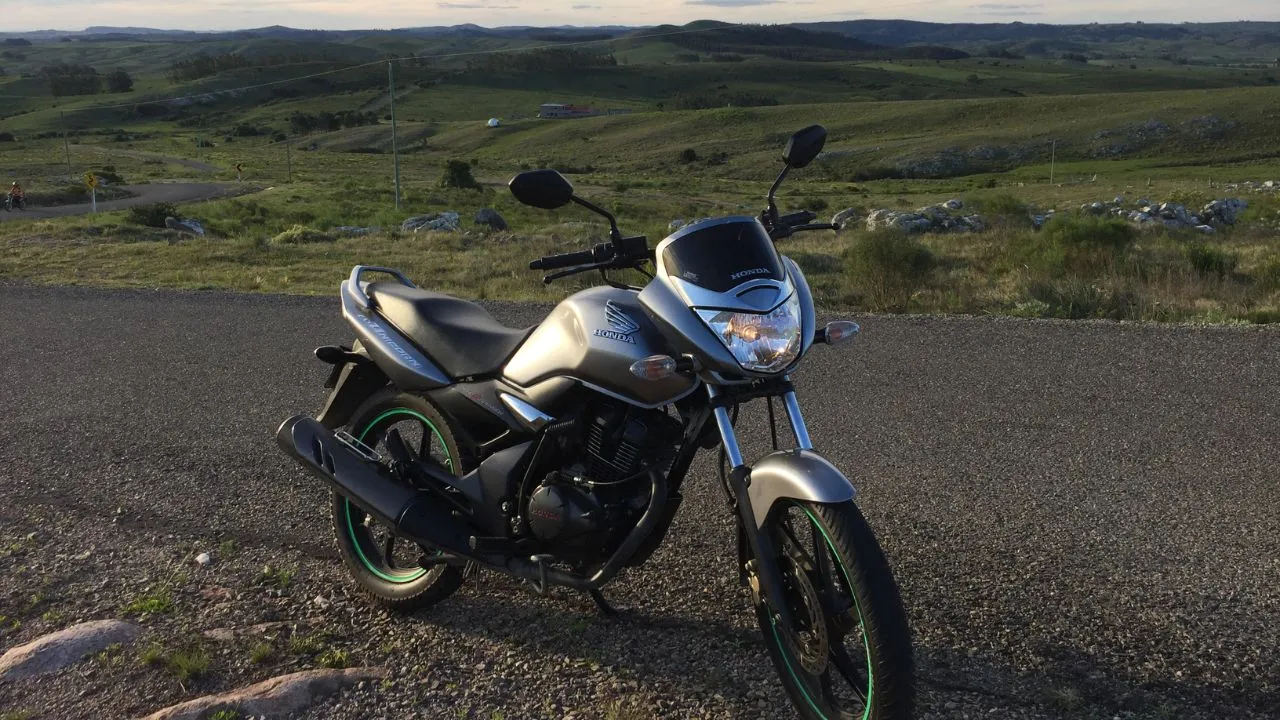 Honda Unicorn: Offers Great Look Along with the Power of a 160cc Engine and Excellent Mileage - Times Bull