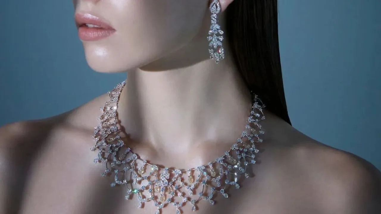 Jewelry Trends 2025 – Modern, Minimal & Meaningful Designs for Every Woman - Times Bull