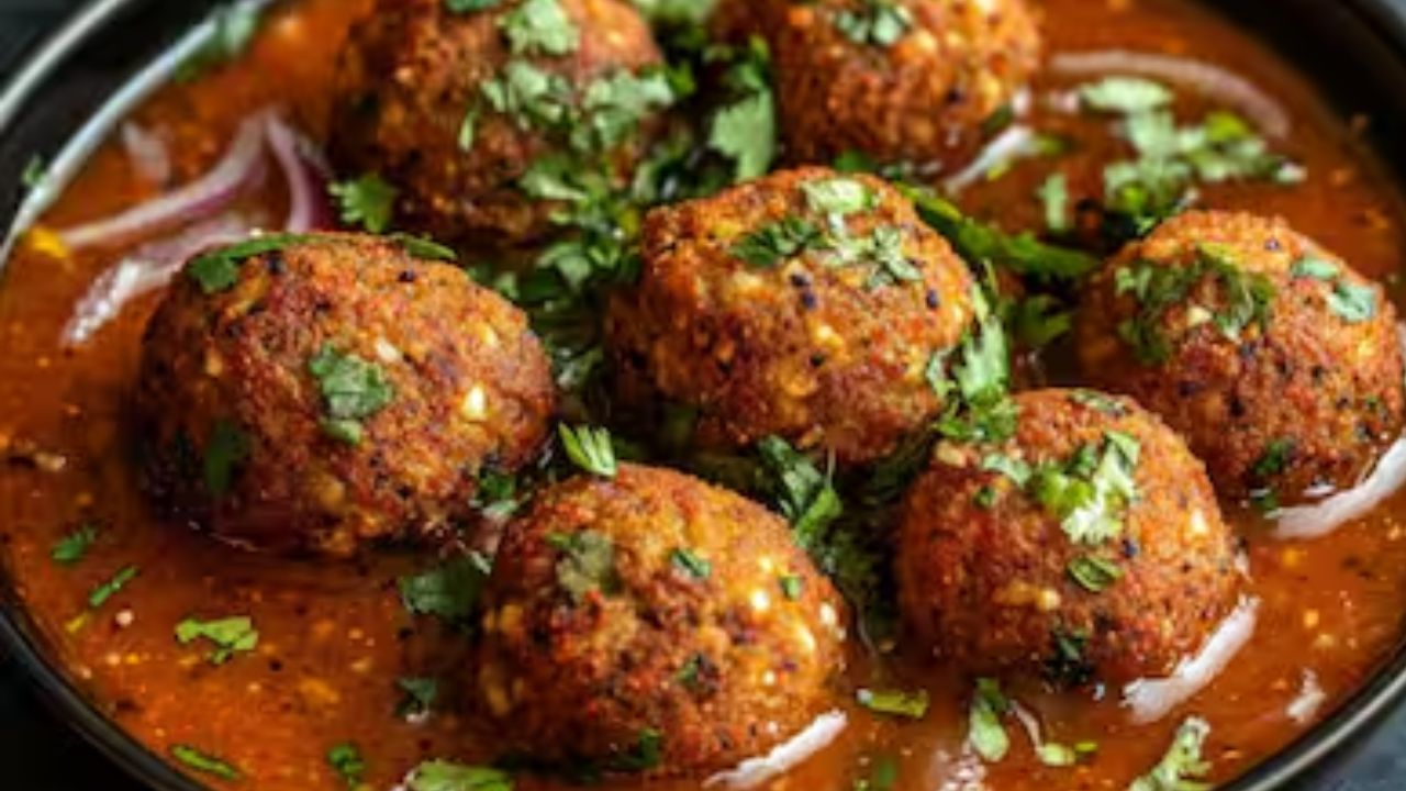 Lauki Kofta Curry Recipe