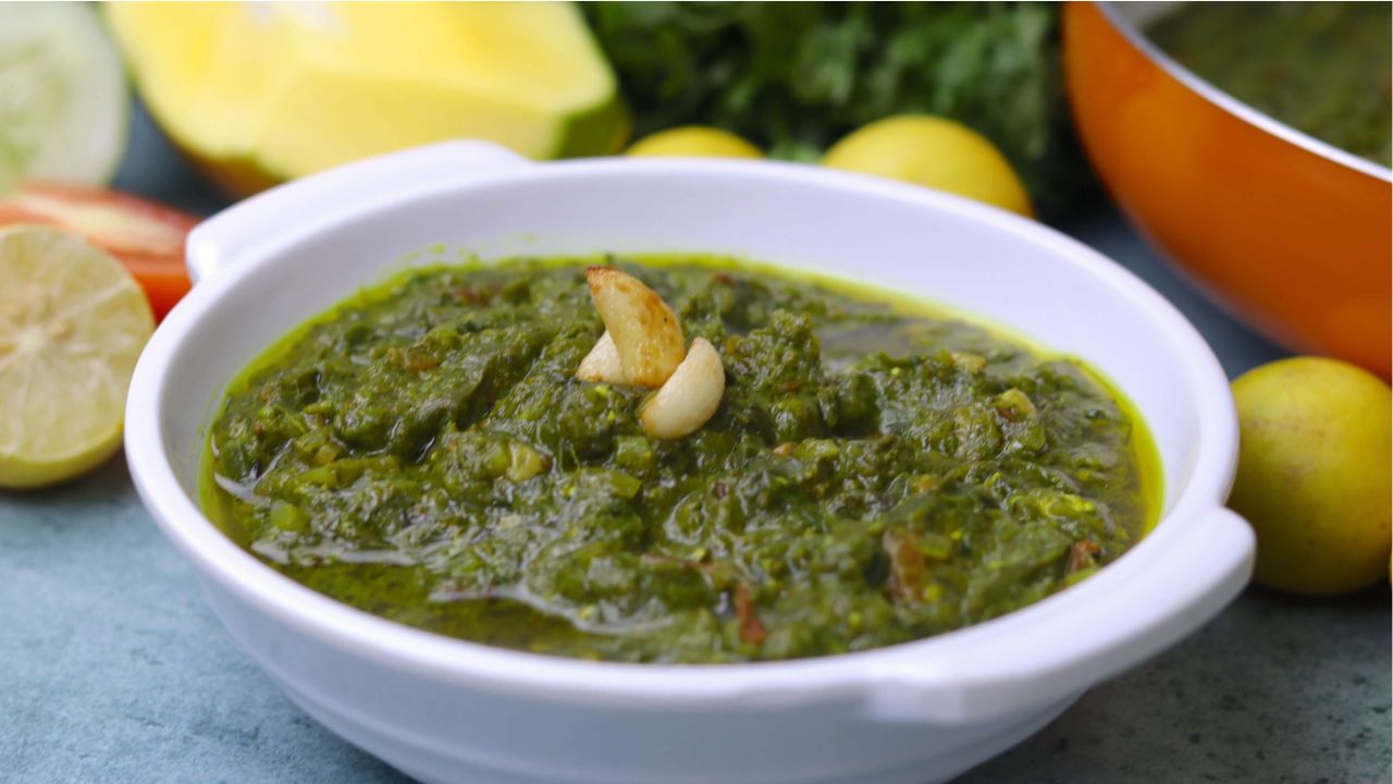 Lehsun Palak Saag Recipe